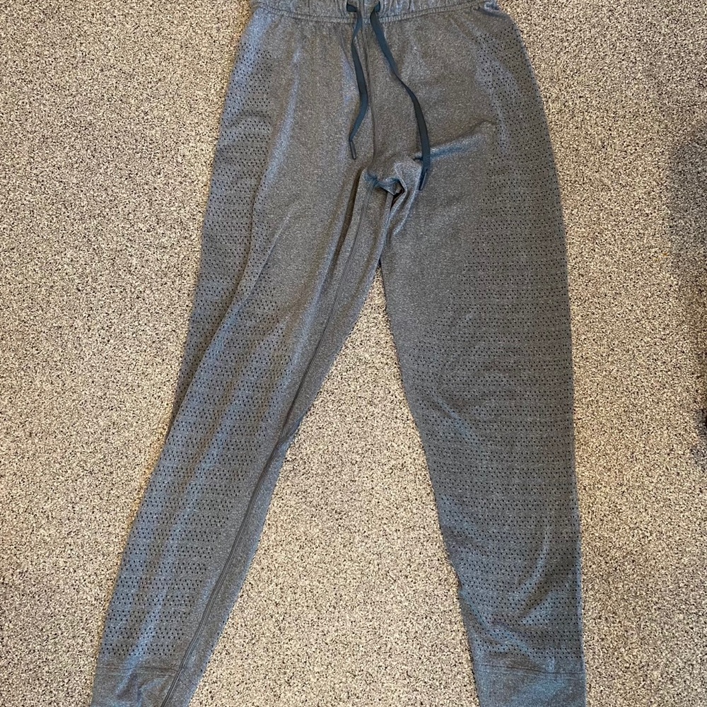 Lulu Joggers - Picture 4 of 5